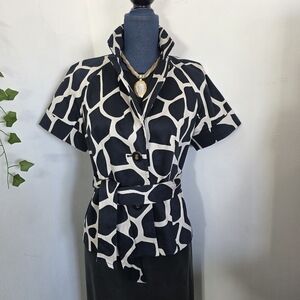East 5th Navy Blue and White Giraffe Print Short Sleeve Jacket Belted